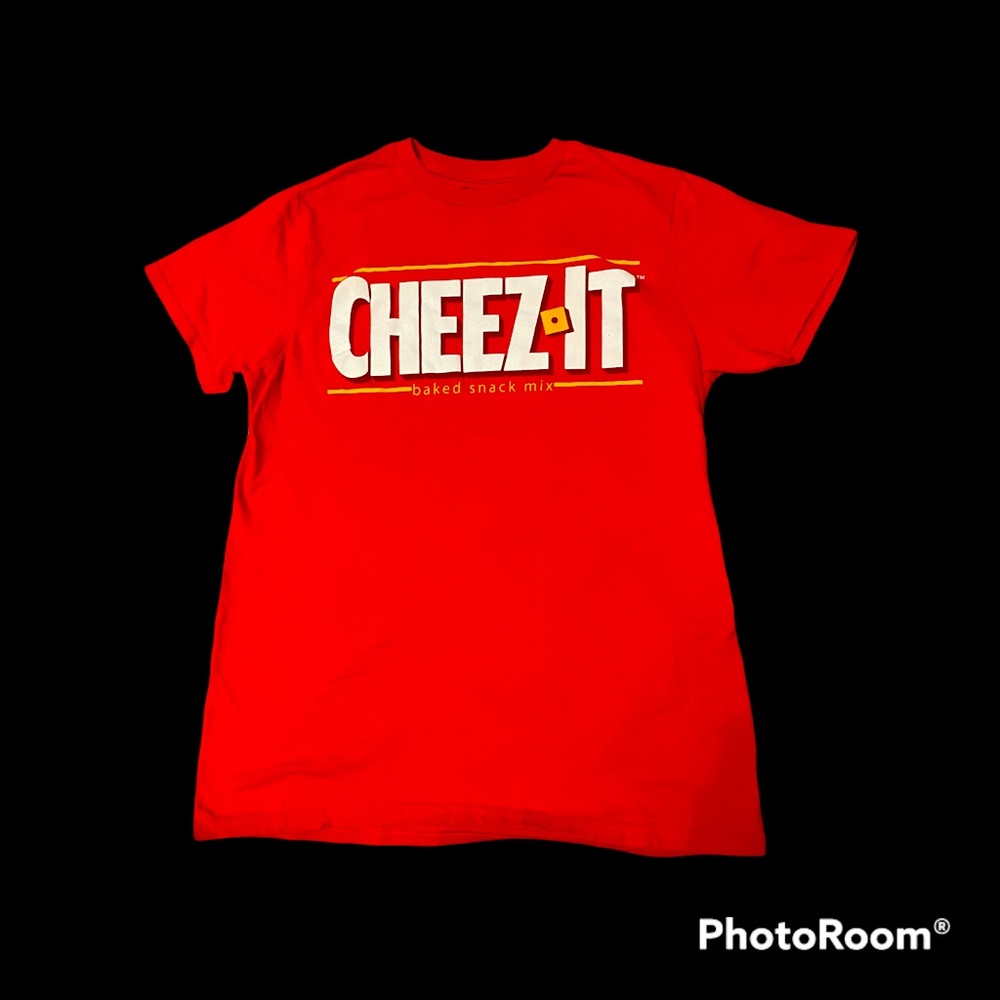 Cheez-It Snack Tee ❤️